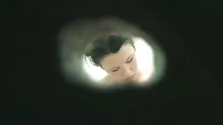 موہک سکس با ورزش سیاہ بالوں والی لڑکی میں دو چیزیں اس کی بڑی چھاتی کو ظاہر کرتا ہے