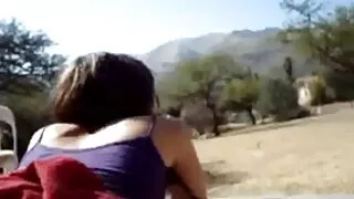 خوبصورت تخلیق فرشتہ اس کی ٹانگیں پھیلا صدای دختر سکسی اور اس کی بلی کے ساتھ ادا کرتا ہے