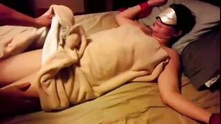 لانگ پیروں امریکی sweeties کے ایک شو کے گیلے اور گندی خود کیمرے پر سکس با مرد سیاه پوست