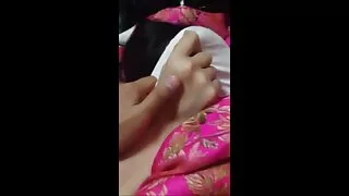 ایشیائی لڑکی انگلی fucks اس کے مقعد فیلم سکس با زنان باردار سوراخ ہو جاتا ہے کی طرف سے حلق میں الٹی پوزیشن